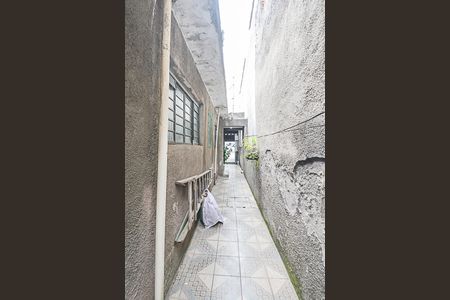 Casa à venda com 130m², 1 quarto e 2 vagasCorredor