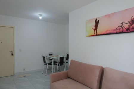 Sala de apartamento para alugar com 3 quartos, 64m² em Itaquera, São Paulo