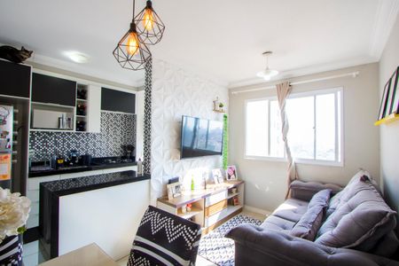 Sala de apartamento para alugar com 2 quartos, 42m² em Parque Sao Vicente, Santo André