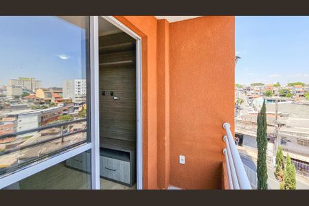 Sacada de apartamento à venda com 2 quartos, 50m² em Quitaúna, Osasco