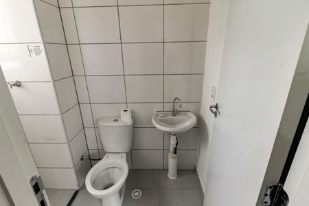Banheiro de apartamento para alugar com 2 quartos, 41m² em Vila Plana, São Paulo