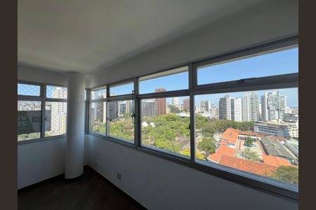 Apartamento para alugar com 270m², 4 quartos e 2 vagasVista