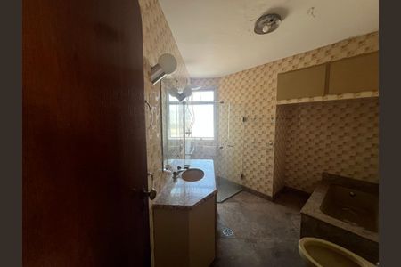 Apartamento para alugar com 270m², 4 quartos e 2 vagasBanheiro da Suíte 2