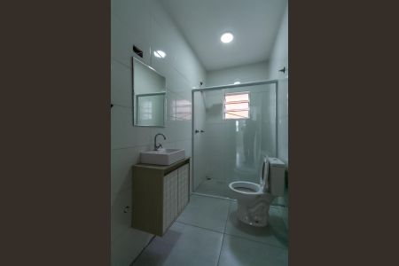 Banheiro de casa para alugar com 1 quarto, 32m² em Vila Dayse, São Bernardo do Campo