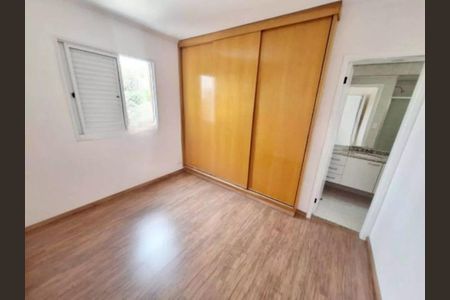 Quarto de apartamento para alugar com 3 quartos, 69m² em Parada Inglesa, São Paulo