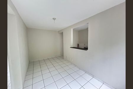 Sala de apartamento para alugar com 2 quartos, 49m² em Guadalupe, Rio de Janeiro