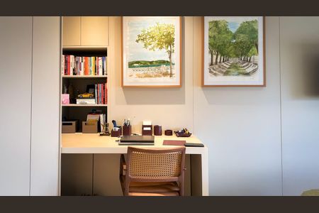 Apartamento à venda com 110m², 1 quarto e 2 vagasSuíte