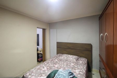 Casa à venda com 133m², 4 quartos e 2 vagas Casa à venda com 133m², 4 quartos e 2 vagasQuarto 2