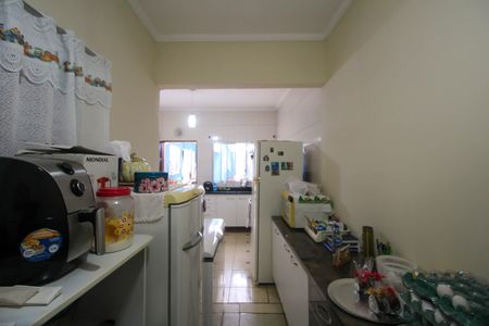 Casa à venda com 133m², 4 quartos e 2 vagas Casa à venda com 133m², 4 quartos e 2 vagasCozinha
