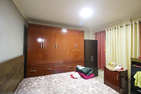 Casa à venda com 133m², 4 quartos e 2 vagas Casa à venda com 133m², 4 quartos e 2 vagasQuarto 2