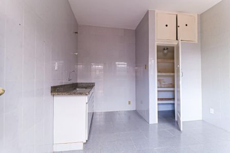 Casa à venda com 170m², 2 quartos e 5 vagasCozinha