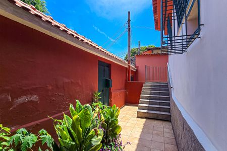 Casa à venda com 170m², 2 quartos e 5 vagasentra