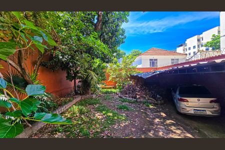 Casa à venda com 170m², 2 quartos e 5 vagasGaragem