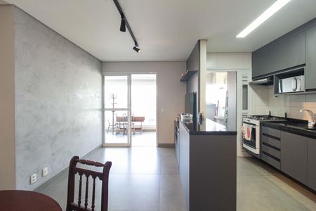 Sala de apartamento para alugar com 2 quartos, 65m² em Jardim da Gloria, São Paulo