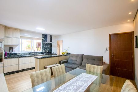 Apartamento à venda com 72m², 2 quartos e 2 vagasSala