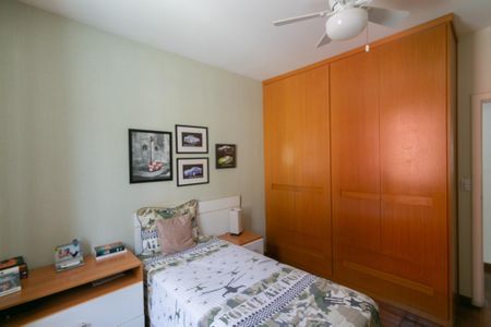 Casa à venda com 393m², 4 quartos e 3 vagas