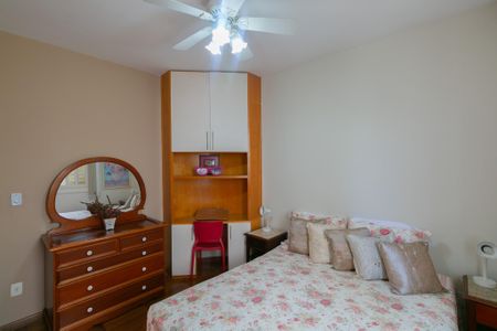 Casa à venda com 393m², 4 quartos e 3 vagas