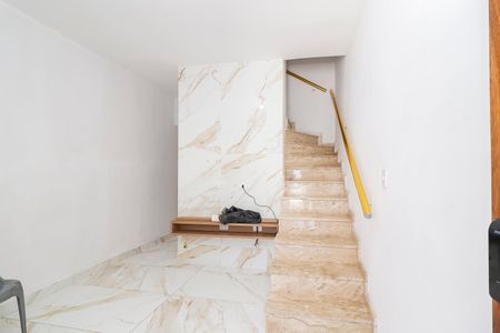 Sala de casa de condomínio para alugar com 2 quartos, 65m² em Limoeiro, São Paulo