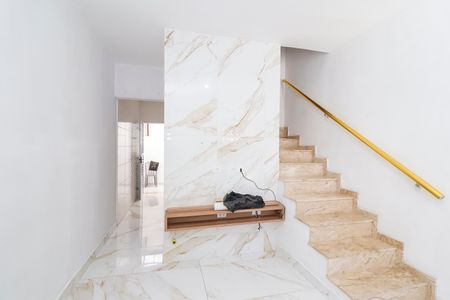 Sala de casa de condomínio para alugar com 2 quartos, 65m² em Limoeiro, São Paulo