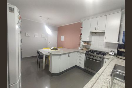 Apartamento à venda com 130m², 3 quartos e 1 vaga Apartamento à venda com 130m², 3 quartos e 1 vagaFoto 09
