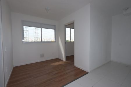 Sala de apartamento para alugar com 2 quartos, 40m² em Quinta da Paineira, São Paulo
