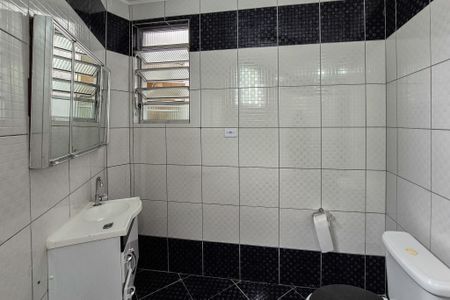 Banheiro da Suíte de casa para alugar com 2 quartos, 80m² em Jardim Claudia, São Bernardo do Campo