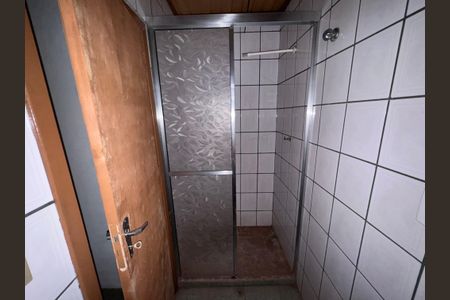 Casa para alugar com 90m², 2 quartos e 1 vaga Casa para alugar com 90m², 2 quartos e 1 vagaBanheiro Social