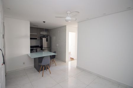 Sala de apartamento para alugar com 2 quartos, 63m² em Kennedy, Contagem