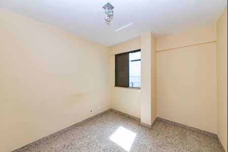 Apartamento à venda com 140m², 3 quartos e 3 vagasQuarto 2