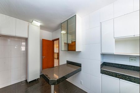 Apartamento à venda com 140m², 3 quartos e 3 vagasCozinha