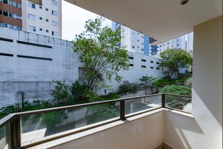 Apartamento à venda com 140m², 3 quartos e 3 vagasVaranda da Suíte