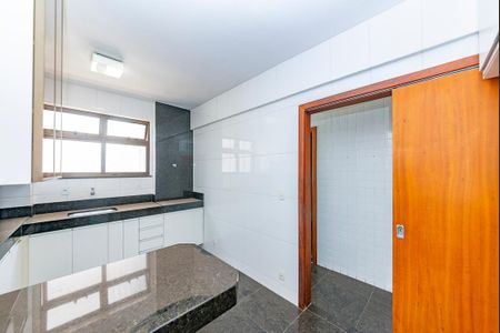 Apartamento à venda com 140m², 3 quartos e 3 vagasCozinha