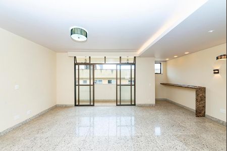 Apartamento à venda com 140m², 3 quartos e 3 vagasSala