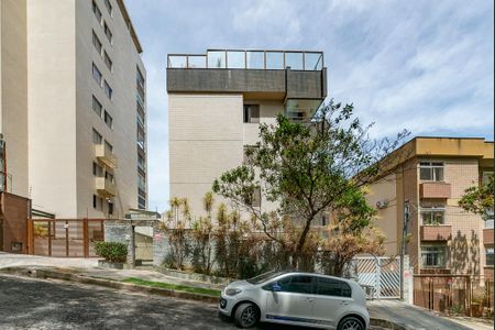 Apartamento à venda com 140m², 3 quartos e 3 vagasFachada