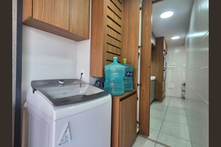 Apartamento à venda com 87m², 3 quartos e 1 vagaÁrea de Serviço 