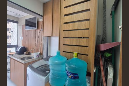 Apartamento à venda com 87m², 3 quartos e 1 vagaÁrea de Serviço 