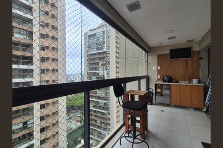 Apartamento à venda com 87m², 3 quartos e 1 vagaVaranda 