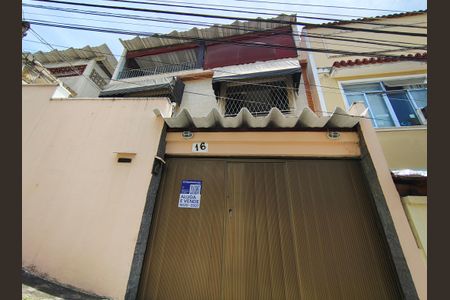 Casa de condomínio à venda com 345m², 4 quartos e 2 vagasFachada Casa