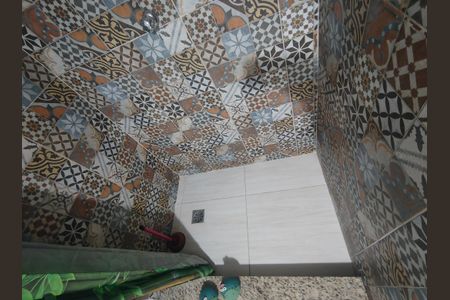 Casa de condomínio à venda com 345m², 4 quartos e 2 vagasLavabo