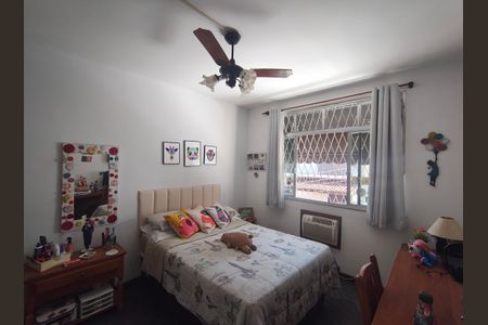 Casa de condomínio à venda com 345m², 4 quartos e 2 vagasQuarto 1