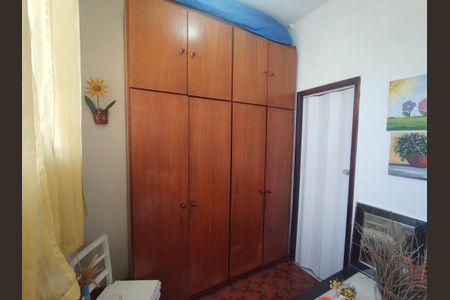 Casa de condomínio à venda com 345m², 4 quartos e 2 vagasQuarto Serviço / Cômodo