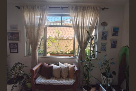 Casa de condomínio à venda com 345m², 4 quartos e 2 vagasSala de TV