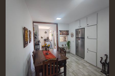 Casa de condomínio à venda com 345m², 4 quartos e 2 vagasSala de Jantar