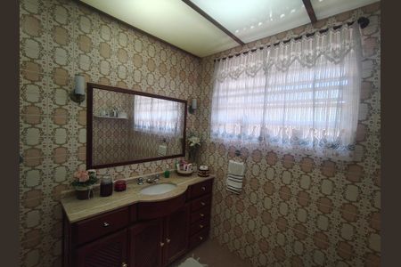 Casa de condomínio à venda com 345m², 4 quartos e 2 vagasBanheiro Suite