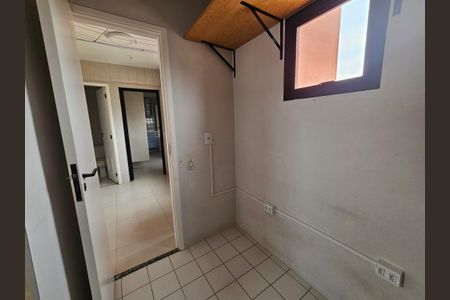 Apartamento à venda com 100m², 2 quartos e 2 vagasQuarto de Serviço
