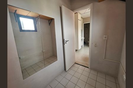 Apartamento à venda com 100m², 2 quartos e 2 vagasQuarto de Serviço