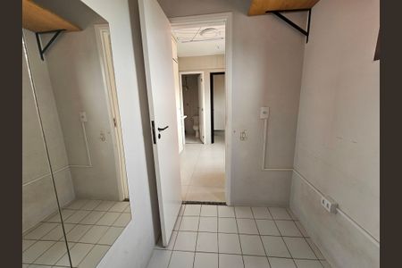 Apartamento à venda com 100m², 2 quartos e 2 vagasQuarto de Serviço