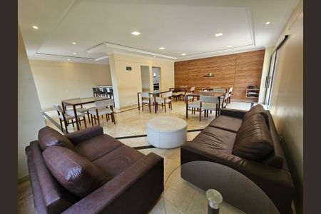 Apartamento à venda com 100m², 2 quartos e 2 vagasÁrea comum - Salão de festas