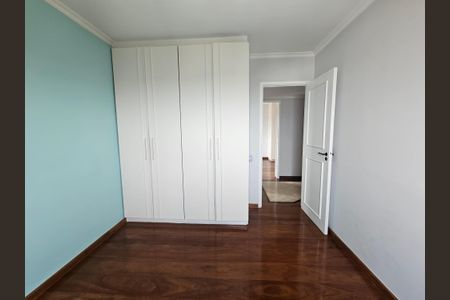 Apartamento à venda com 100m², 2 quartos e 2 vagasQuarto