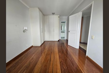 Apartamento à venda com 100m², 2 quartos e 2 vagasSuite